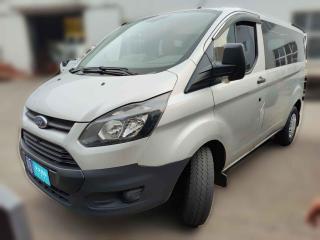 福特全顺2017款2.0T柴油多功能商用车短轴低顶国IV