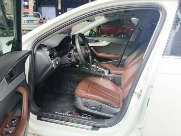 [西安·陕A] 二手奥迪奥迪A4L2018款 30周年年型 40 TFSI 时尚型