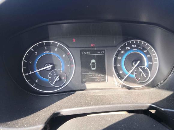 [上海·皖N] 二手东风风光风光S5602018款 1.8L 手动都市型 7座