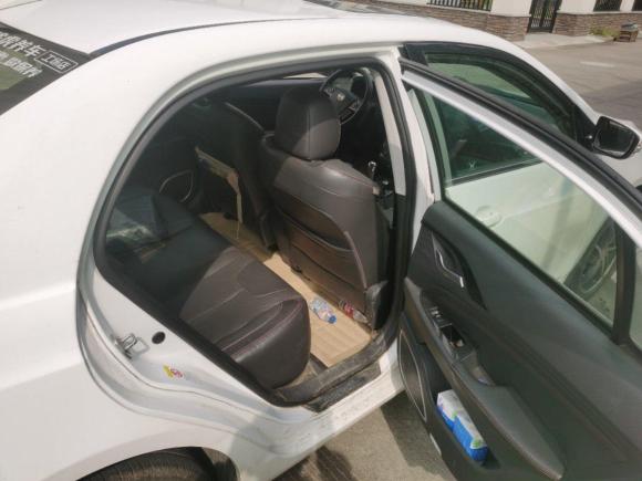 [湖州·苏N] 二手比亚迪秦新能源2014款 1.5T 酷黑骑士旗舰型