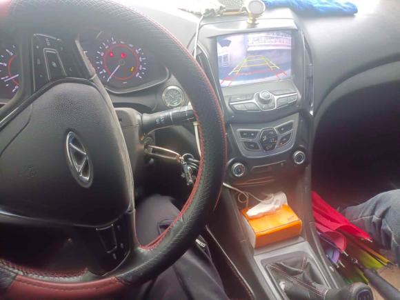 [金华·浙G] 二手奇瑞艾瑞泽52016款 1.5L 手动领锐版