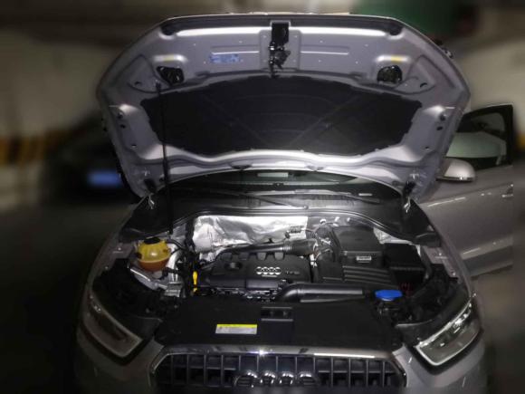 [成都·川A] 二手奥迪奥迪Q32015款 35 TFSI quattro 技术型