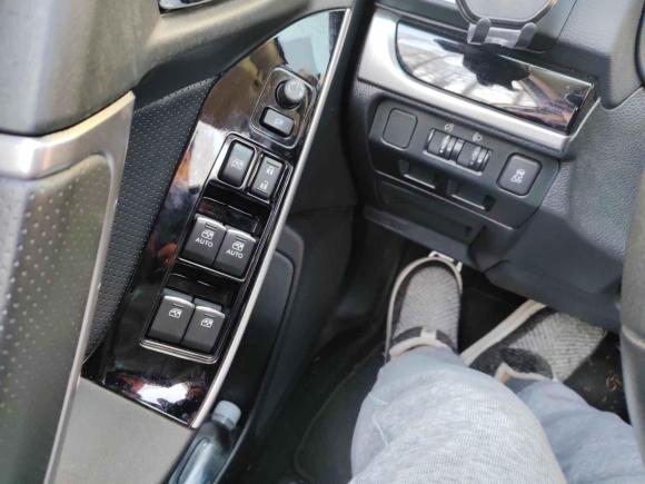 [上海·沪D] 二手斯巴鲁森林人2016款 2.0i 时尚导航版