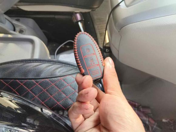 [武汉·鄂A] 二手日产日产NV2002014款 1.6L CVT尊享型 国IV