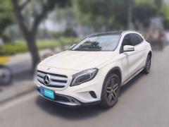 [成都·川A] 奔驰奔驰GLA2016款 GLA 220 4MATIC 时尚型