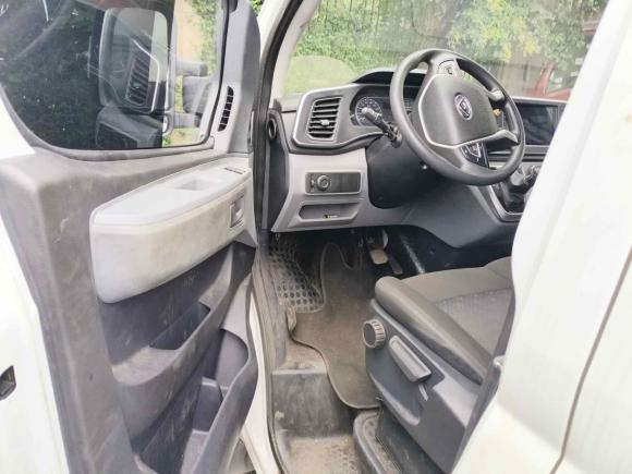 [宁波·浙B] 二手上汽大通MAXUS新途V802023款 2.0T AMT经典傲运通长轴超低顶6/7/8/9座