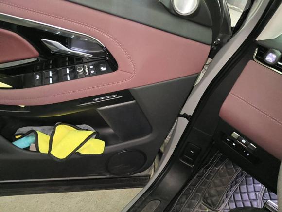 [上海·沪A] 二手路虎揽胜极光新能源2021款 极光L P300e 豪华版