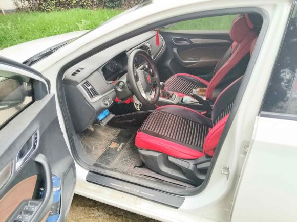 [义乌·陕F] 二手荣威荣威i62019款 PLUS 1.6L 手动4G互联豪华大赞版