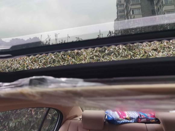 [杭州·浙A] 二手荣威荣威3502013款 350C 1.5L 自动迅悦版