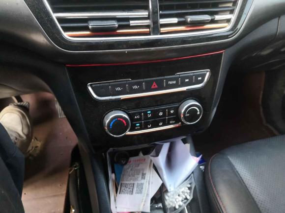 [上海·渝F] 二手长安凯程长安欧尚A6002016款 1.5L 手动豪华型7座