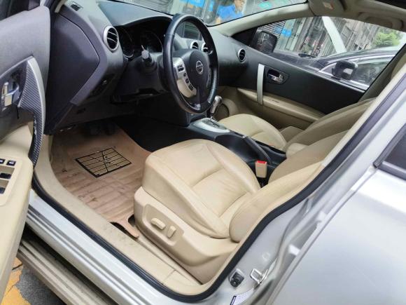 [成都·川A] 二手日产逍客2011款 2.0XV 雷 CVT 2WD