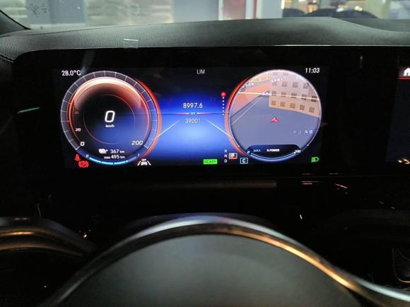 [上海·沪A] 二手奔驰奔驰EQA2022款 EQA 260