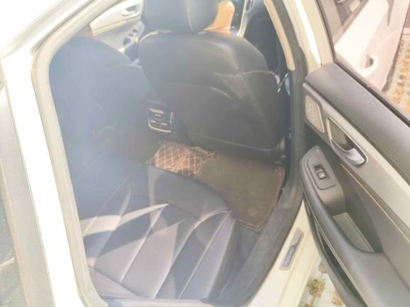 [青岛·鲁B] 二手荣威荣威i6 MAX2020款 300TGI 自动爽酷智驾版