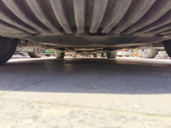 [芜湖·皖B] 二手奔驰奔驰E级2018款 E 300 L 运动时尚型