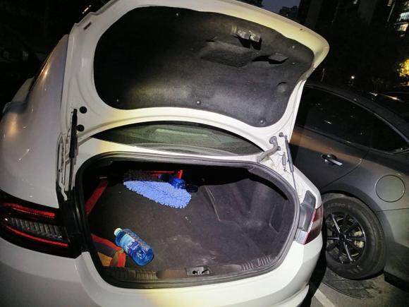 [佛山·粤E] 二手捷豹捷豹XF2013款 XF 2.0T 风华版