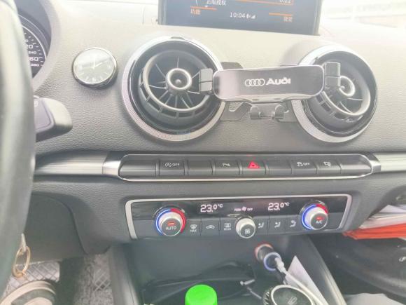 [上海·苏F] 二手奥迪奥迪A32016款 Sportback 35 TFSI 风尚型