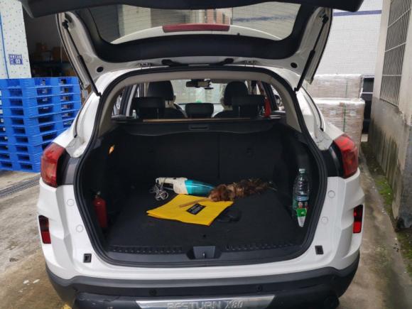 [广州·桂L] 二手奔腾奔腾X802015款 2.0L 手动豪华型