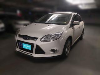 福特福克斯2012款两厢1.6L自动风尚型