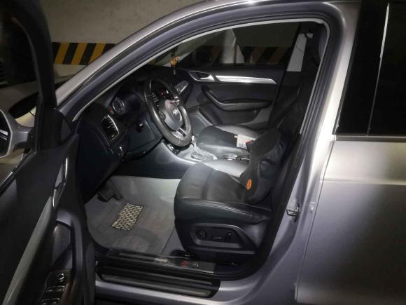 [成都·川A] 二手奥迪奥迪Q32015款 35 TFSI quattro 技术型