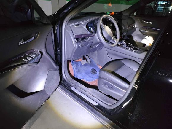 [西安·陕U] 二手凯迪拉克凯迪拉克XT42022款 28T 两驱风尚型