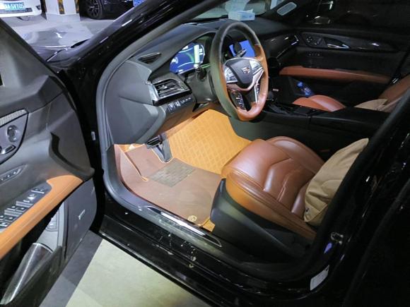 [上海·沪A] 二手凯迪拉克凯迪拉克CT6 PLUG-IN2017款 30E 领先型