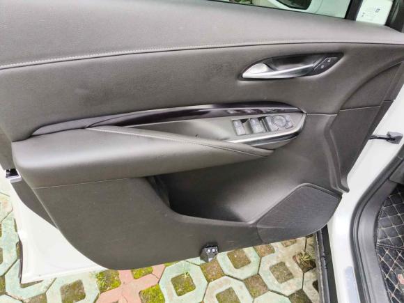 [无锡·苏B] 二手凯迪拉克凯迪拉克XT42021款 28T 两驱技术型