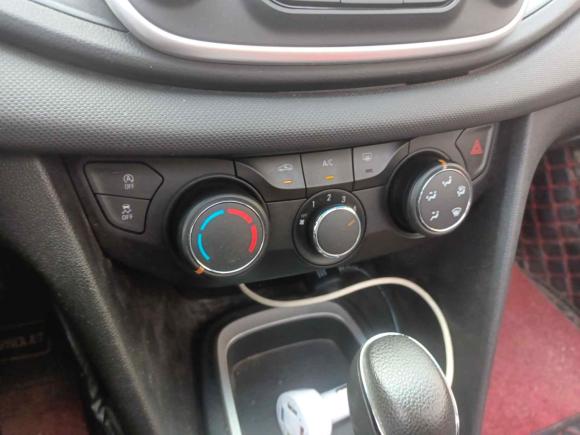 [金华·浙G] 二手雪佛兰科沃兹2018款 320 自动欣悦版