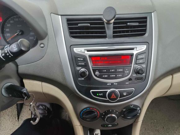 [南通·苏A] 二手现代瑞纳2010款 三厢 1.4L 自动舒适型GS