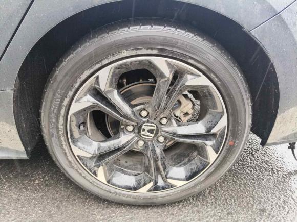 [苏州·苏U] 二手本田思域2022款 240TURBO CVT燃动版