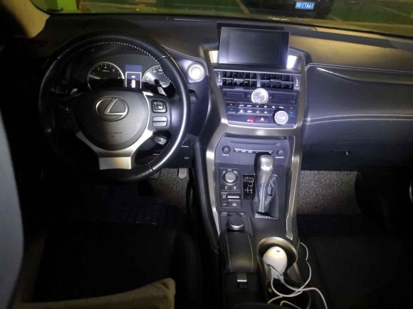 [常州·苏D] 二手雷克萨斯雷克萨斯NX2015款 200t 全驱 锋尚版