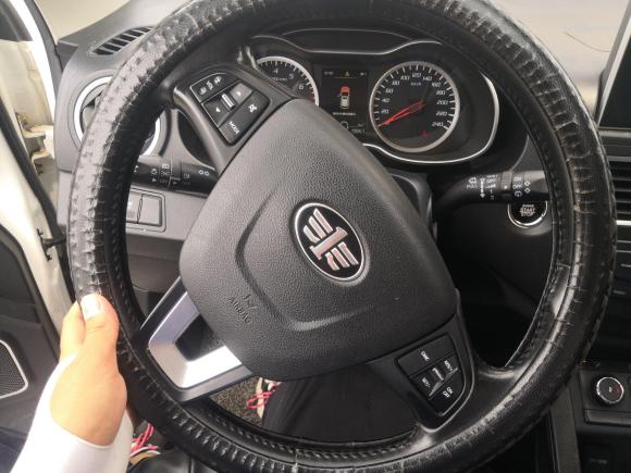 [义乌·贵E] 二手奔腾奔腾X402018款 网红版 1.6L 手动豪华型