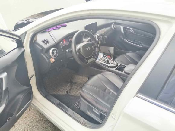 [杭州·浙A] 二手北京汽车北京EU52018款 R500 智风版