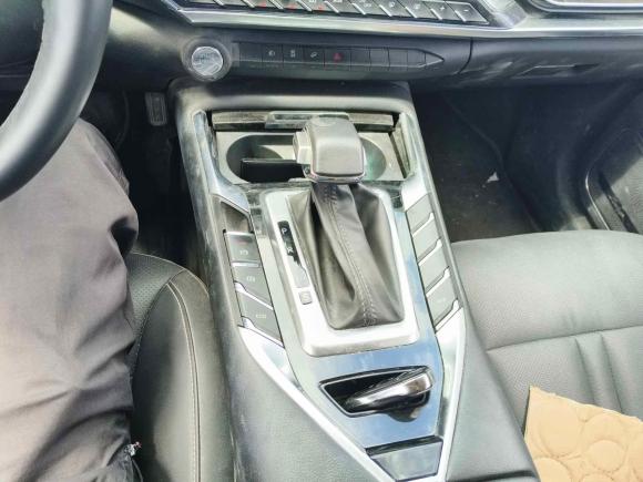 [苏州·苏E] 二手众泰众泰T5002018款 1.5T 自动尊享型