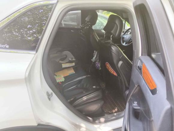 [南京·苏A] 二手林肯林肯MKC2017款 2.0T 两驱尊雅版