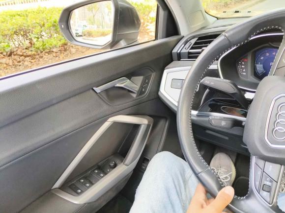 [无锡·苏B] 二手奥迪奥迪Q32021款 35 TFSI 进取动感型