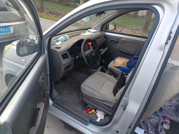 [苏州·粤B] 二手五菱汽车五菱荣光V2019款 1.5L厢式运输车实用型