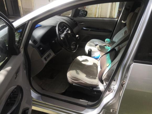 [南通·苏K] 二手三菱格蓝迪2006款 2.4 七人绒布版