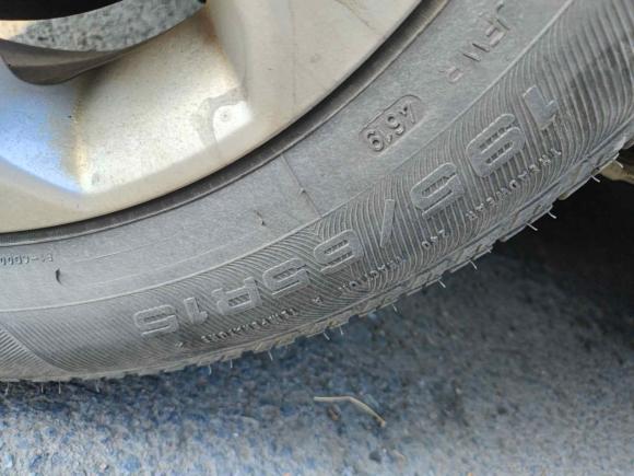 [无锡·苏K] 二手福特福克斯2013款 两厢经典 1.8L 自动基本型