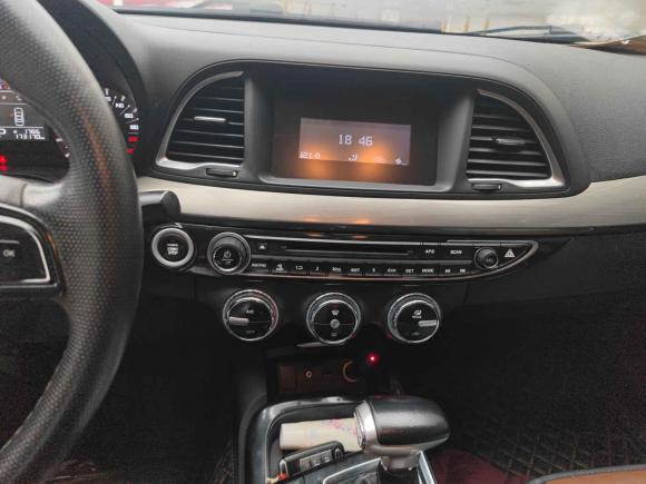 [南京·苏A] 二手广汽传祺传祺GA62016款 235T DCT精英版