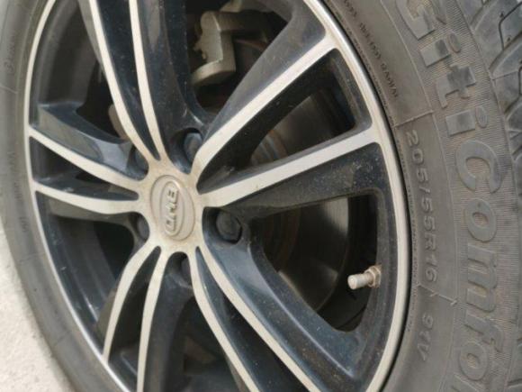 [深圳·粤L] 二手比亚迪速锐2015款 改款 1.5L 手动豪华型