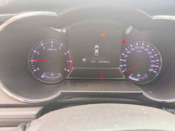 [南昌·赣A] 二手起亚起亚K52014款 2.0L 自动LUXURY