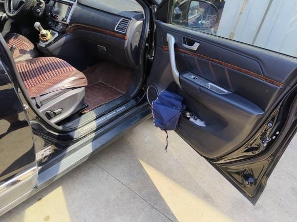 [无锡·苏B] 二手哈弗哈弗H62014款 运动版 1.5T 手动两驱精英型