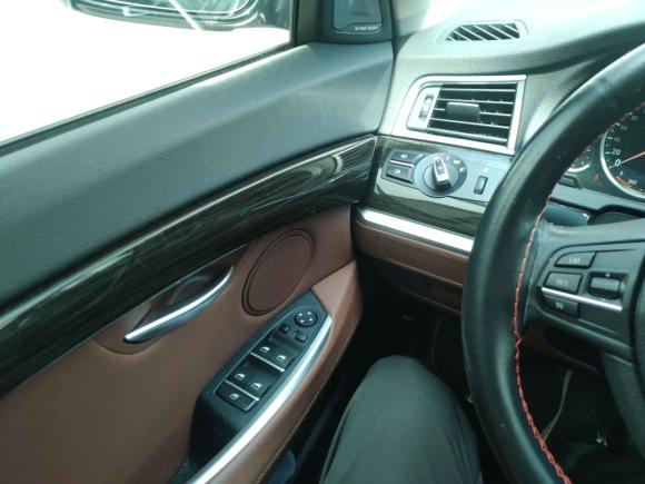 [南通·苏F] 二手宝马宝马5系GT2017款 528i 领先型