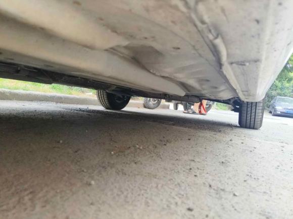 [上海·皖R] 二手别克凯越2013款 1.5L 自动经典型