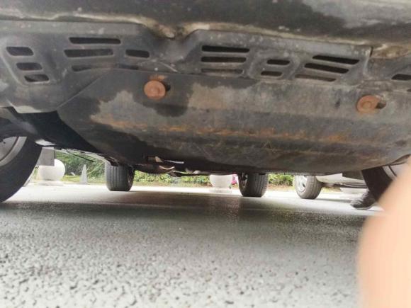 [成都·青A] 二手比亚迪比亚迪S72015款 2.0T 自动尊贵型