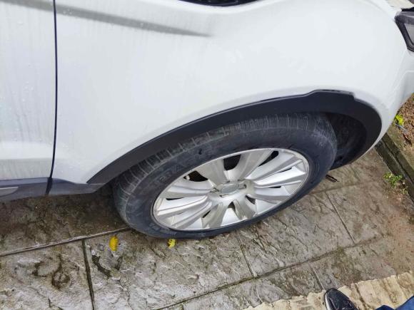 [金华·浙G] 二手路虎揽胜极光2015款 2.0T 五门智耀版