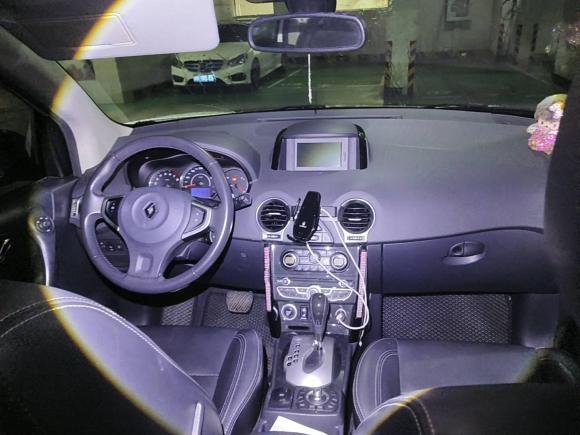 [深圳·粤B] 二手雷诺科雷傲2012款 2.5L 四驱舒适导航版