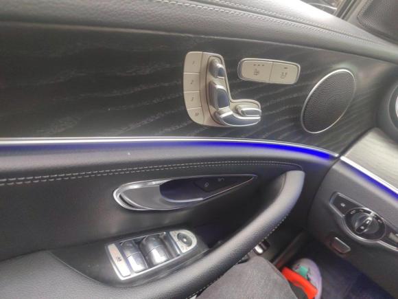 [上海·沪A] 二手奔驰奔驰E级2017款 E 300 L 运动时尚型