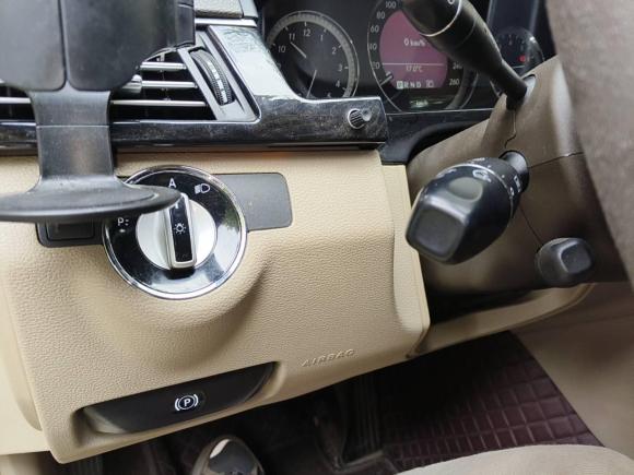 [义乌·浙G] 二手奔驰奔驰E级2010款 E 200 CGI 优雅型