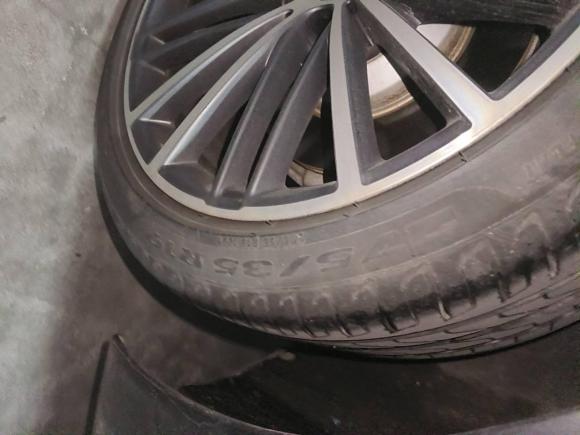 [无锡·苏B] 二手宝马宝马5系2022款 530Li 领先型 M运动套装